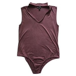 J for Justify Mauve V-Neck Top